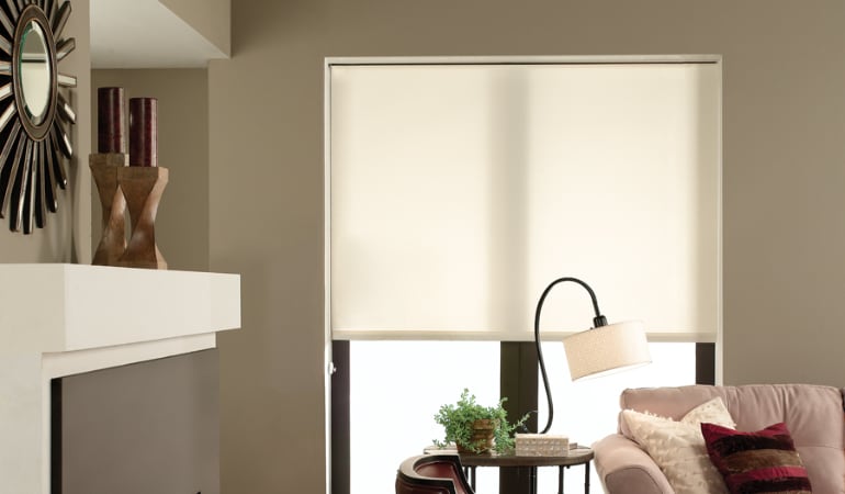 Roller shades are a great option with it comes to blocking annoying glare. Roller shade in Philadelphia
